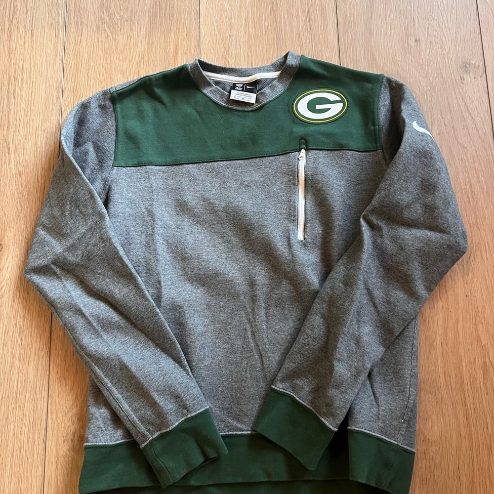 Green Bay Packers Gray and Green Men's Crewneck Sweatshirt - Medium